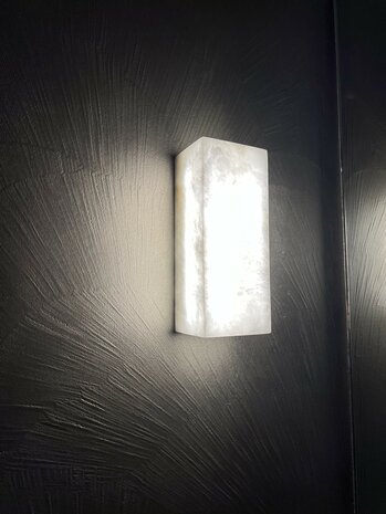 a. Wall- light Alabaster M